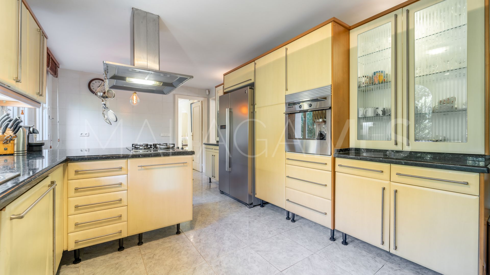 Villa for sale in Cerrado de Elviria