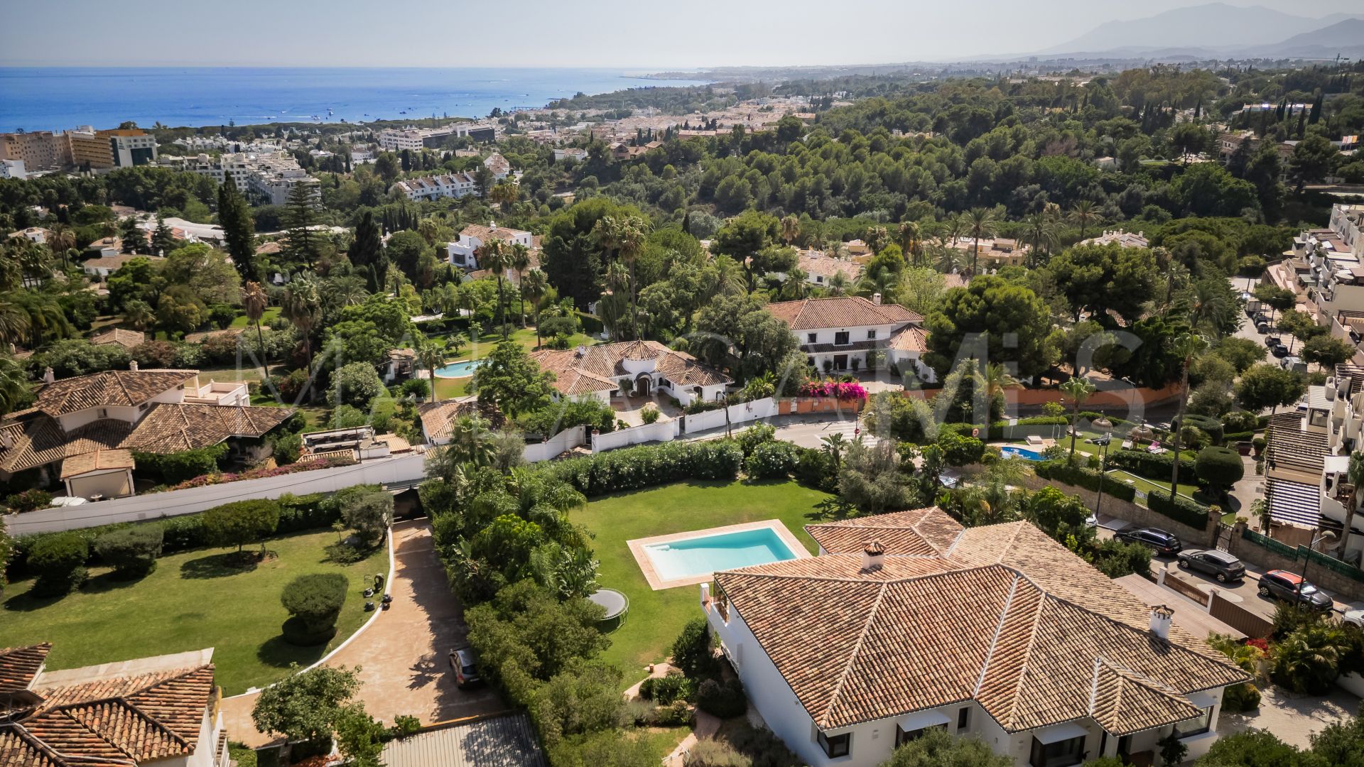 Villa for sale in Marbella Goldene Meile