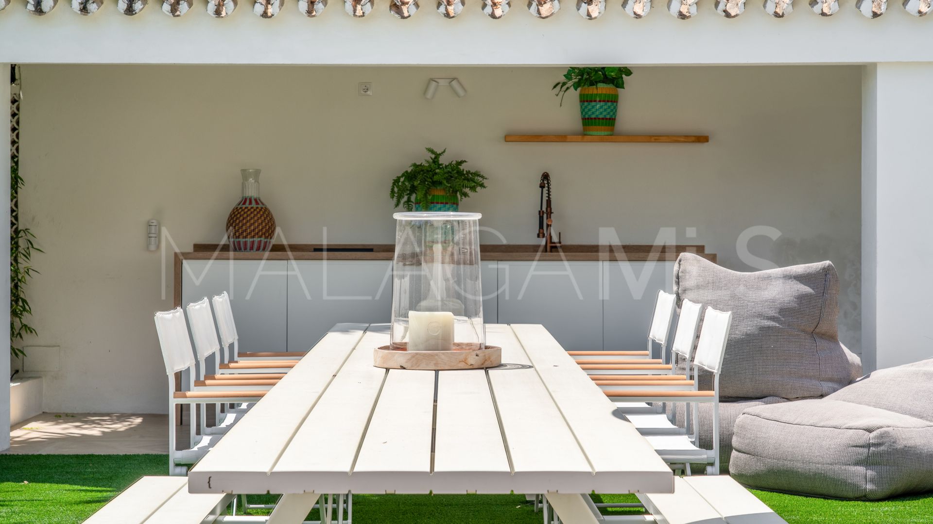 Villa for sale in Guadalmina Alta