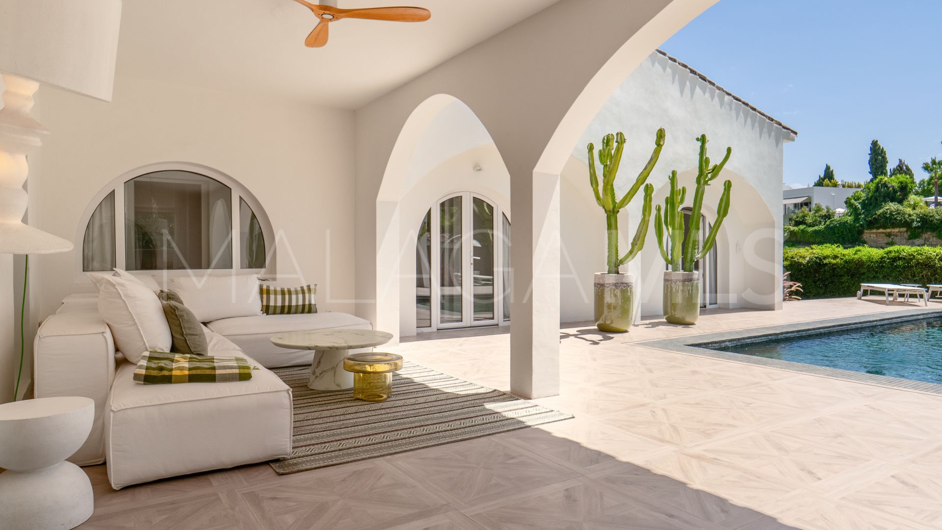 Villa for sale in Guadalmina Alta