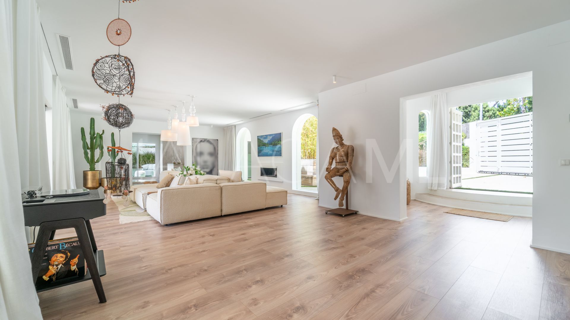 Villa for sale in Guadalmina Alta