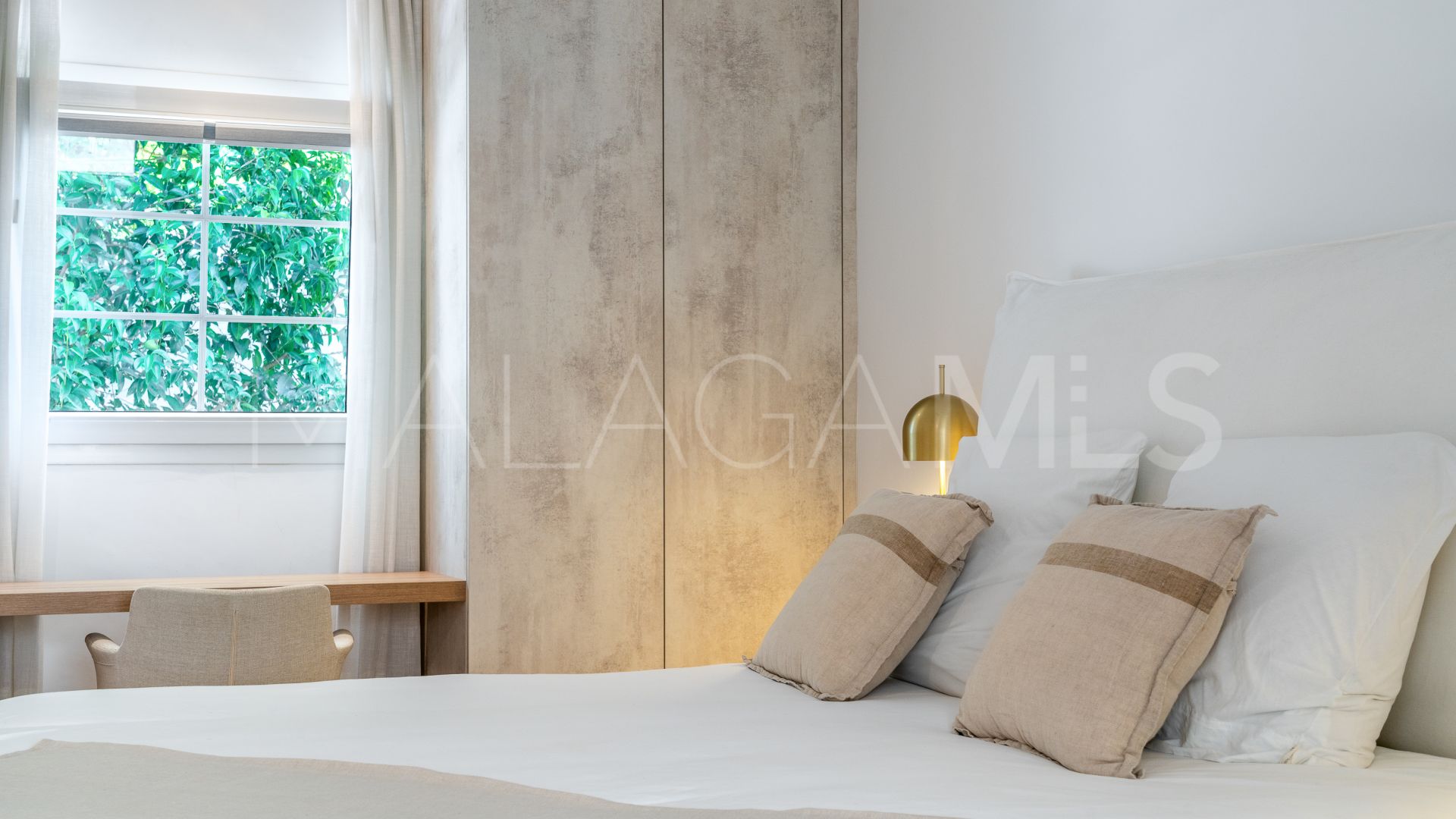 Villa for sale in Guadalmina Alta