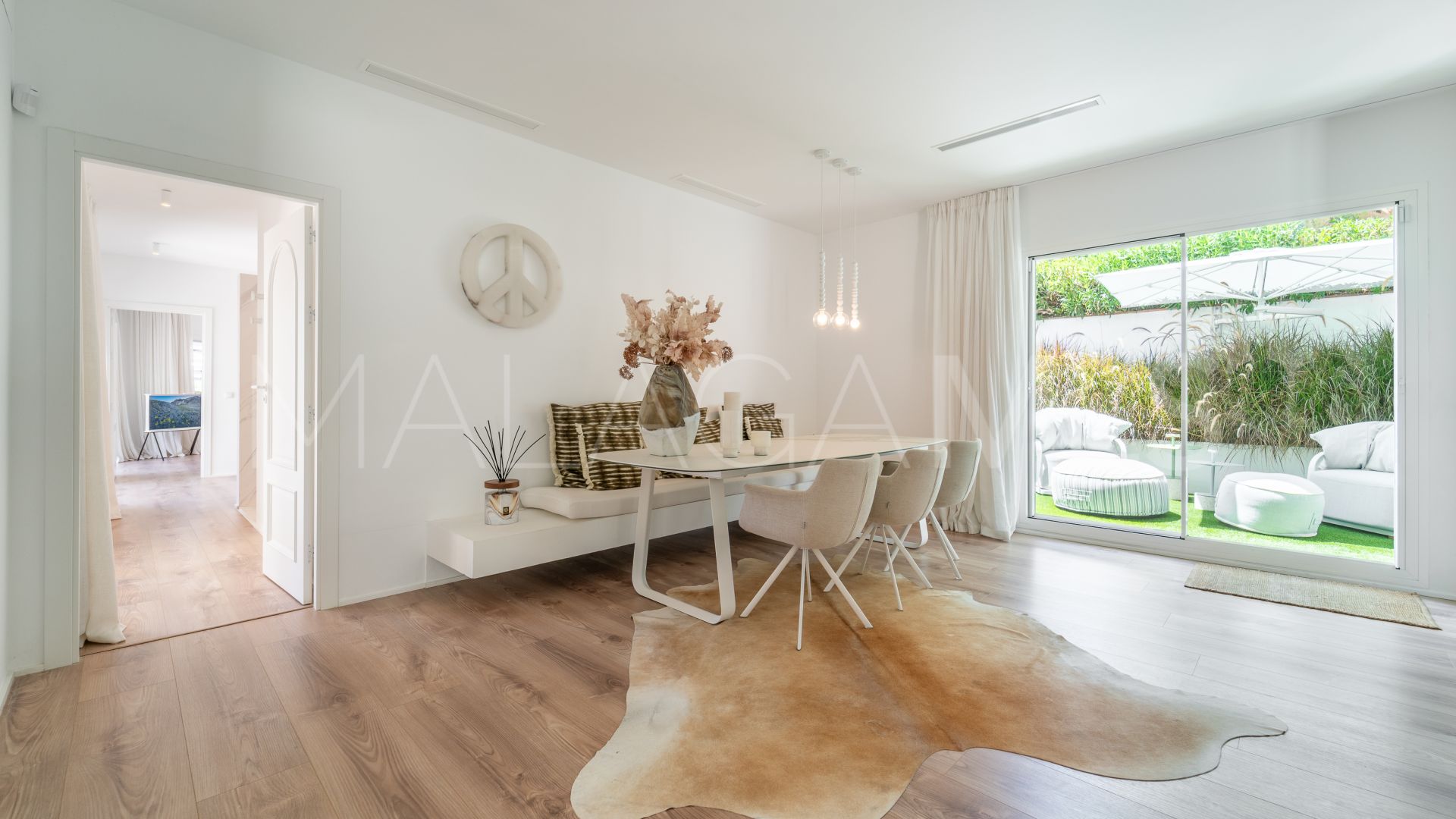 Villa for sale in Guadalmina Alta