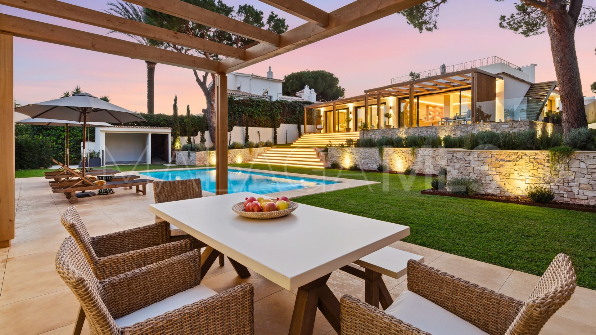 Villa for sale in Cerrado de Elviria