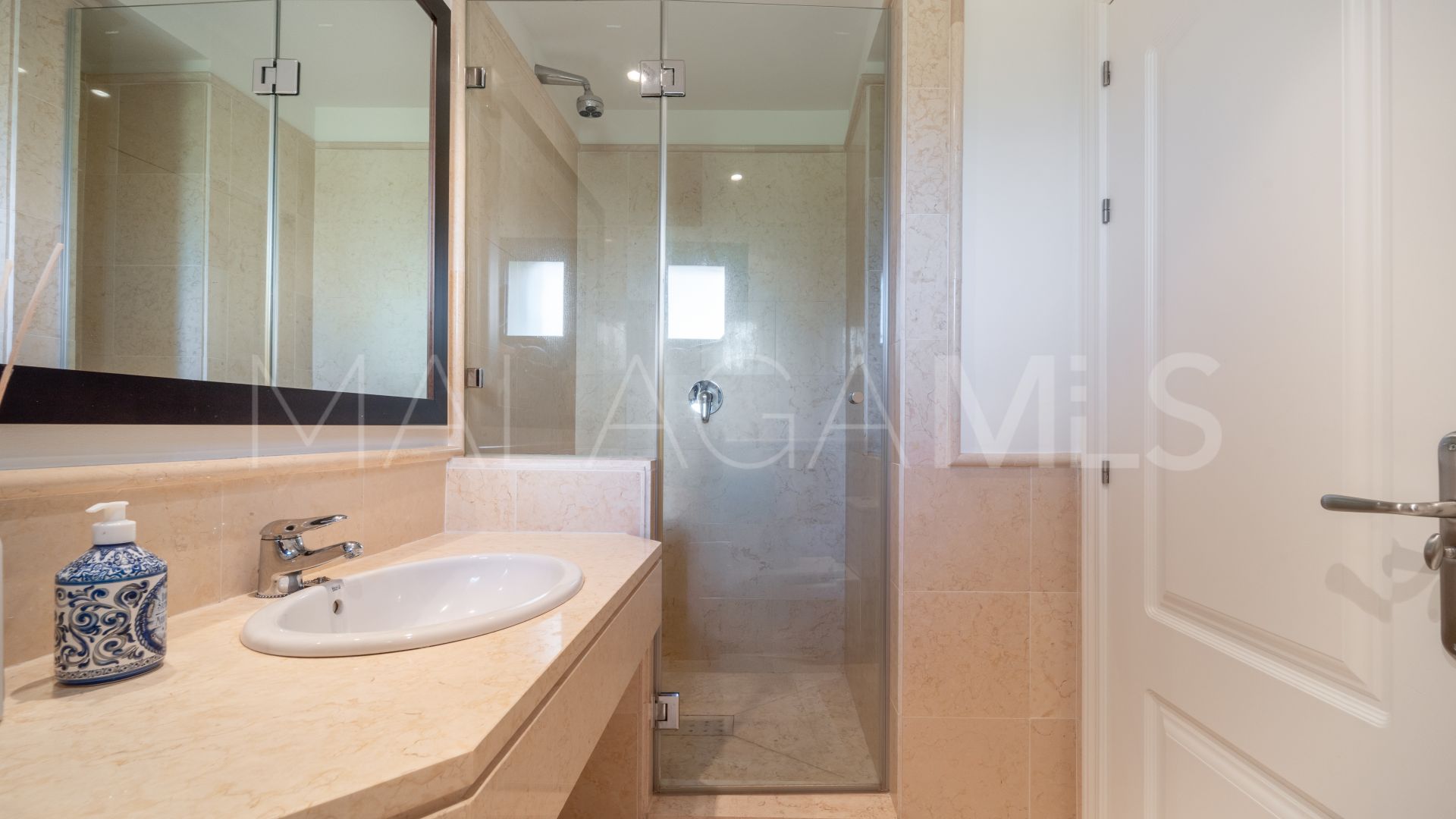 Zweistöckiges penthouse for sale in Los Capanes del Golf