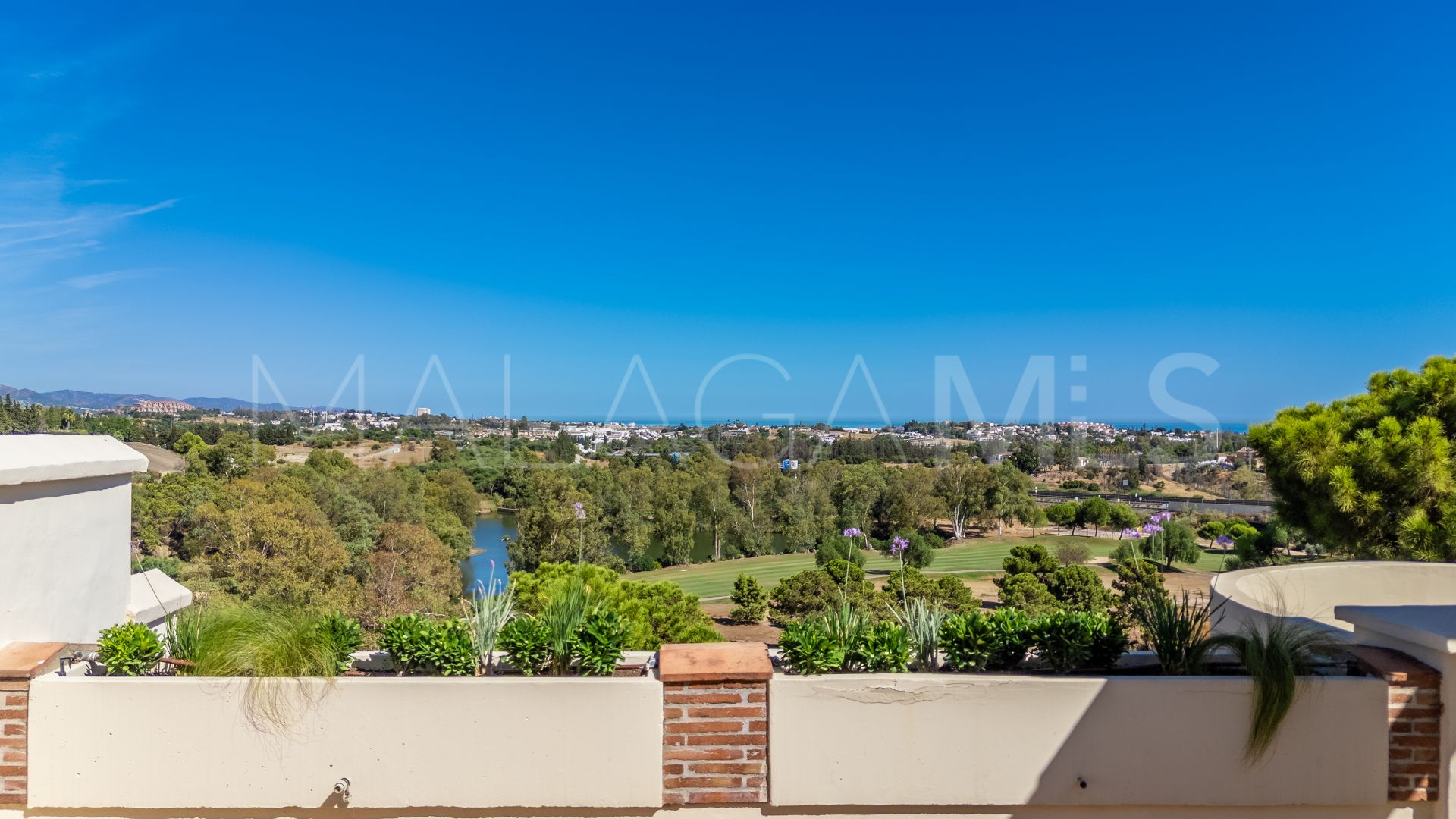 Zweistöckiges penthouse for sale in Los Capanes del Golf