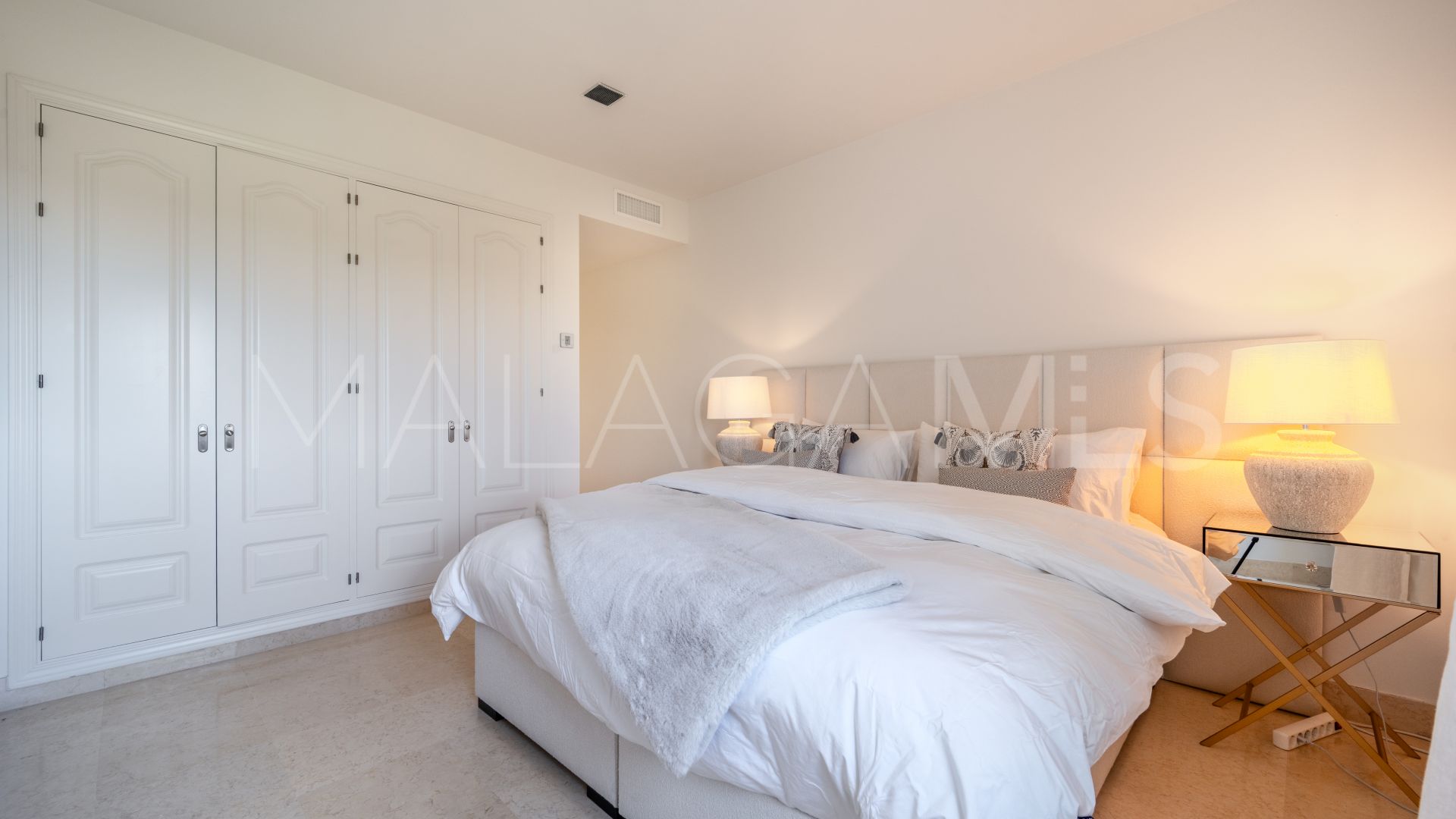 Zweistöckiges penthouse for sale in Los Capanes del Golf