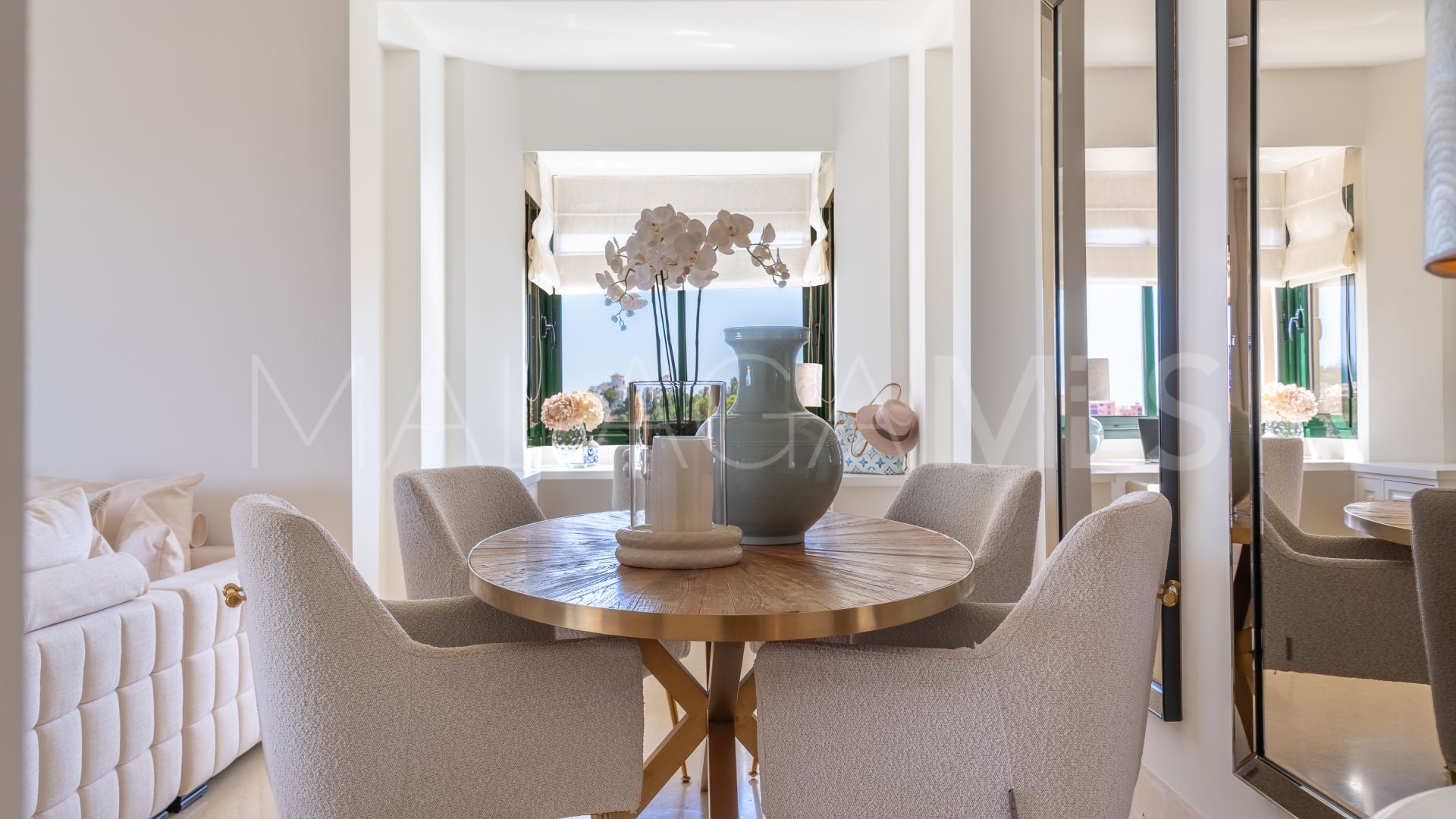 Zweistöckiges penthouse for sale in Los Capanes del Golf