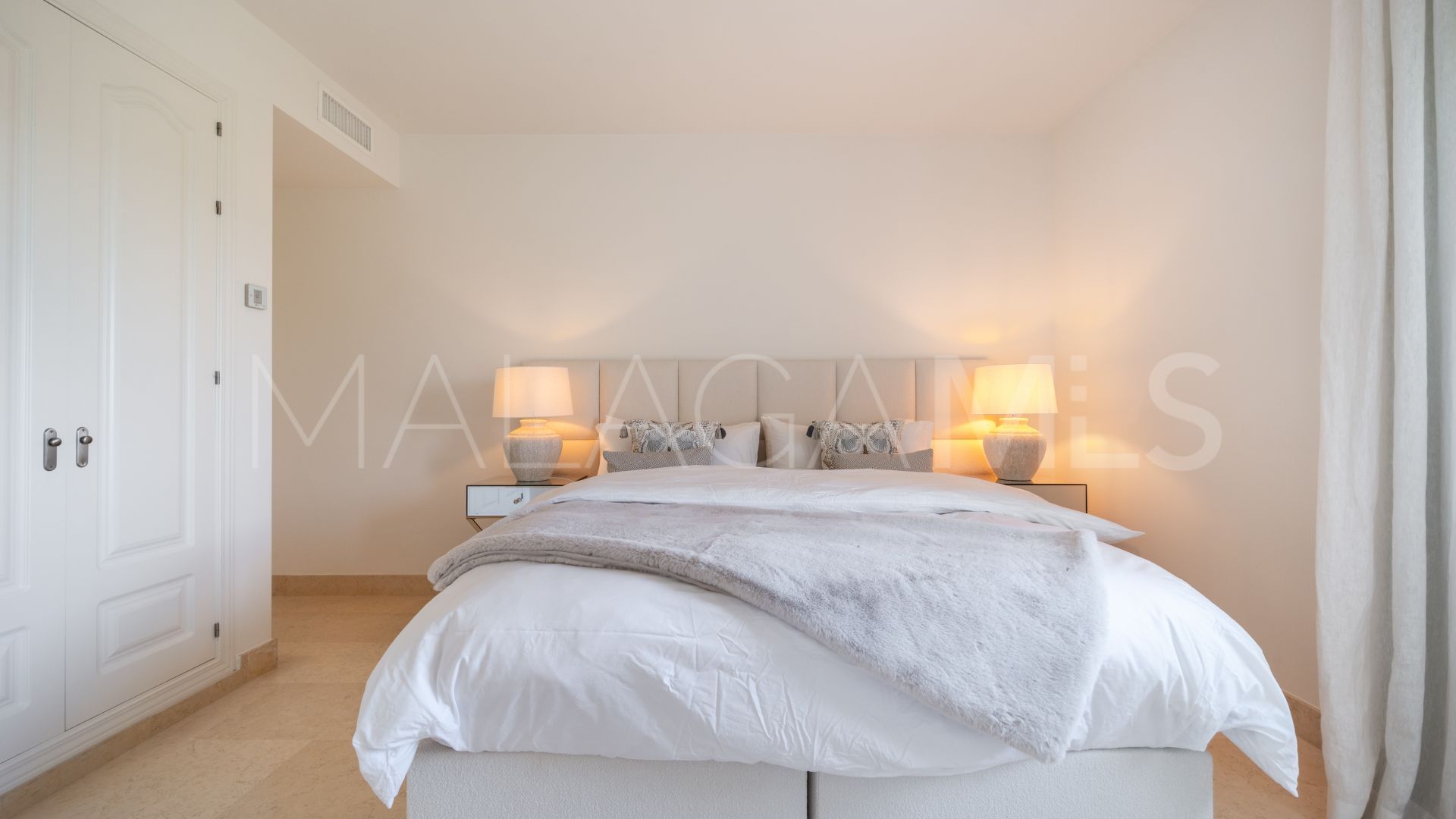 Zweistöckiges penthouse for sale in Los Capanes del Golf
