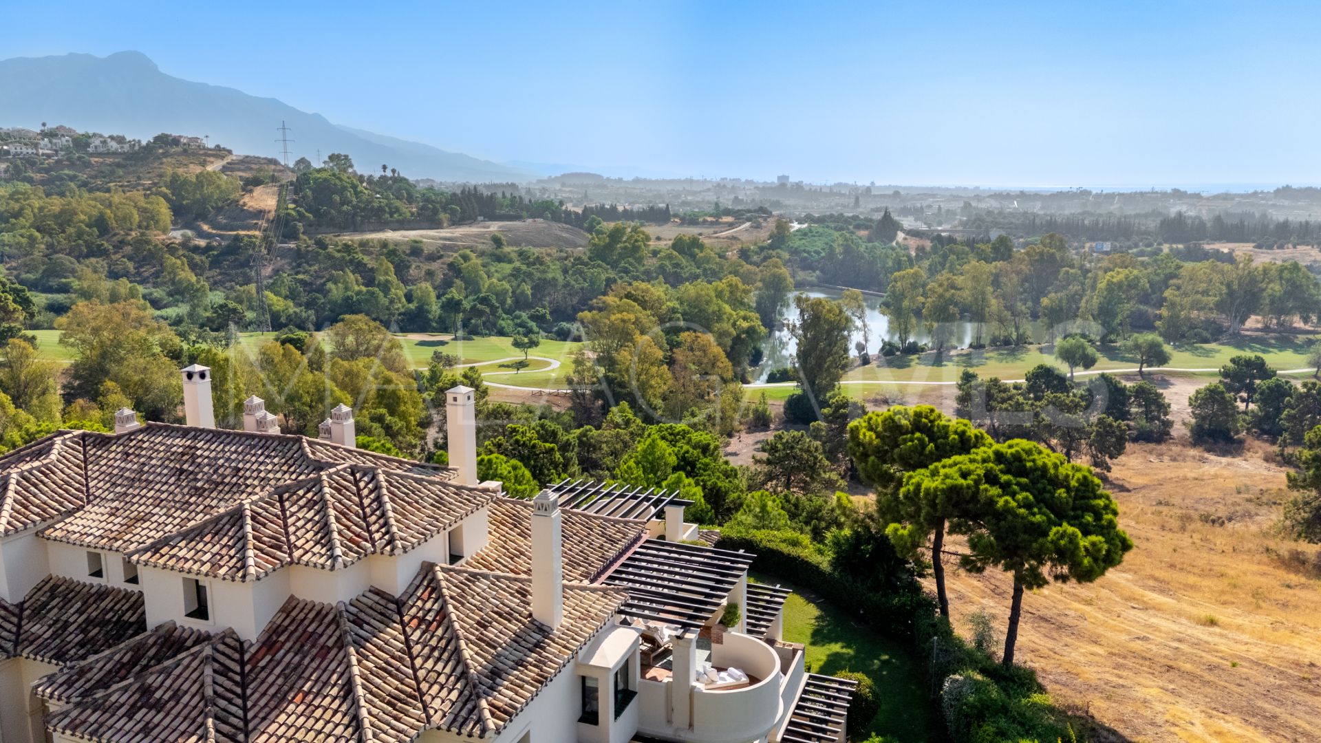 Zweistöckiges penthouse for sale in Los Capanes del Golf