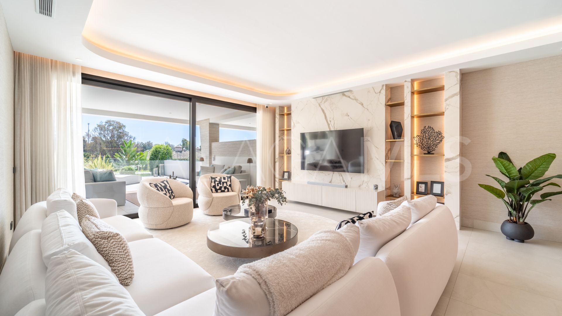 Ground floor duplex for sale in Epic Marbella
