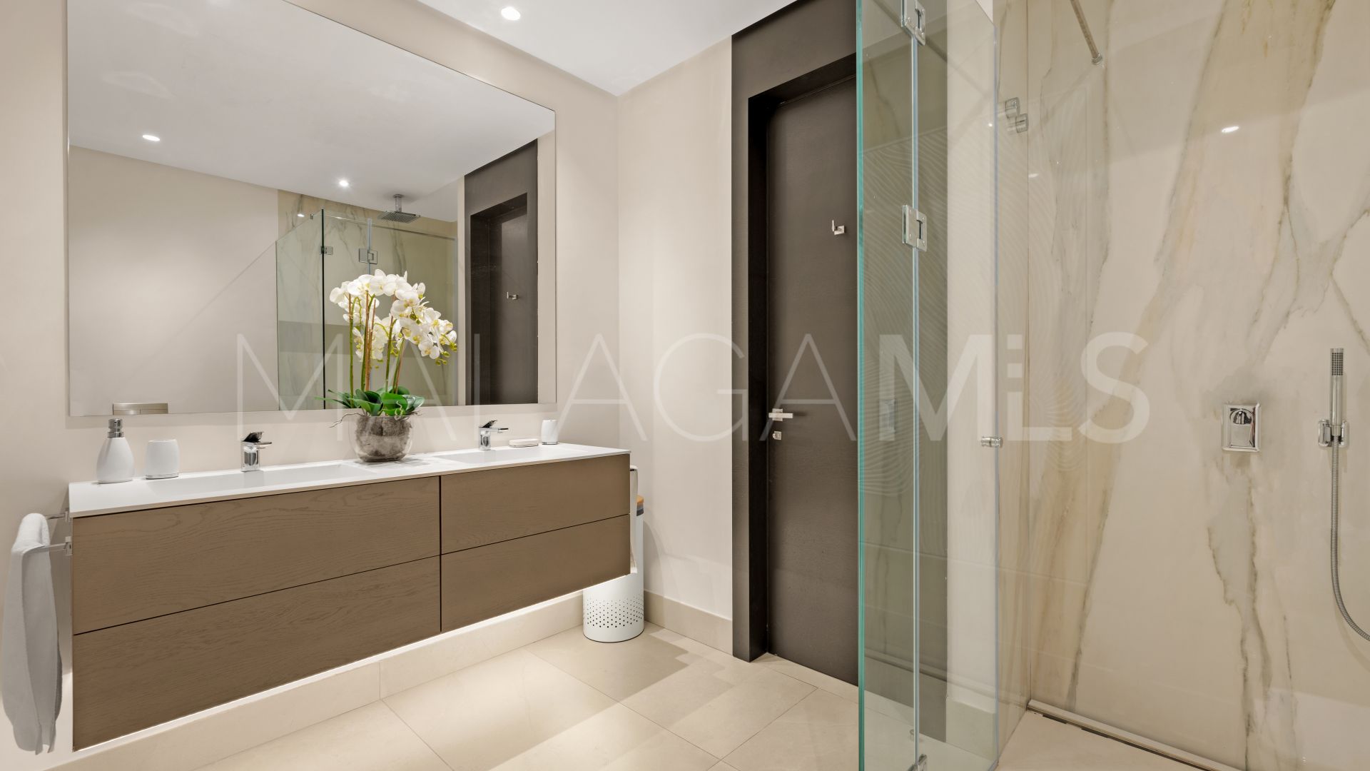 Ground floor duplex for sale in Epic Marbella
