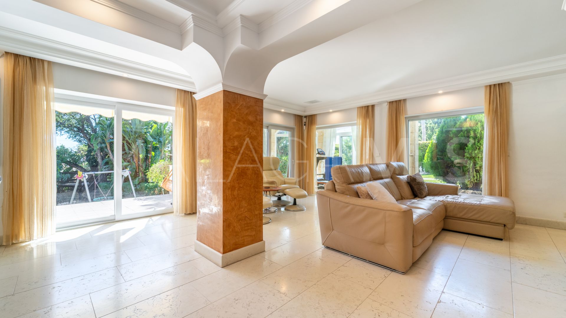 Villa for sale in El Rosario