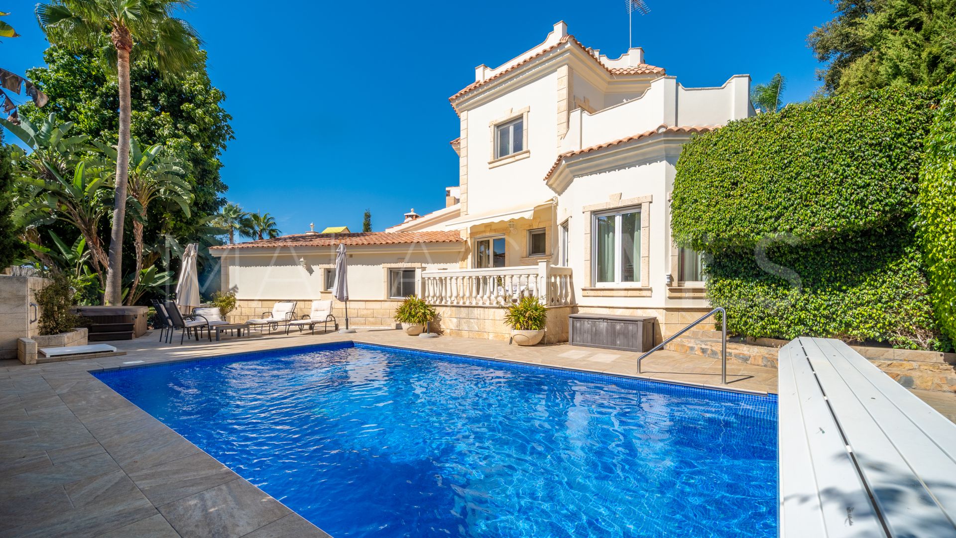 Villa for sale in El Rosario