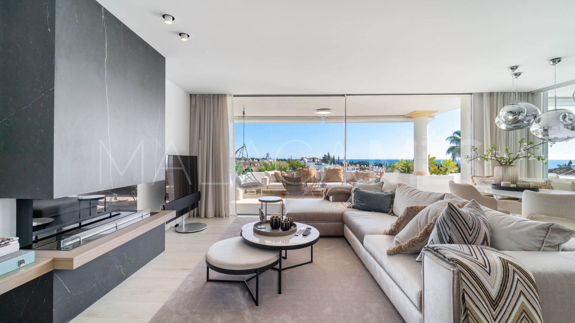 Duplex penthouse for sale in Monte Paraiso