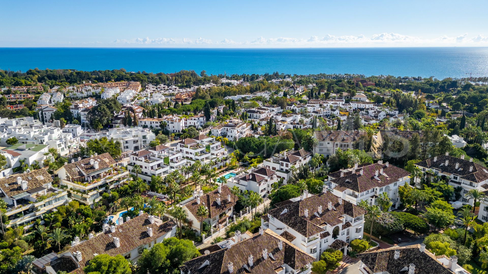 Duplex penthouse for sale in Monte Paraiso