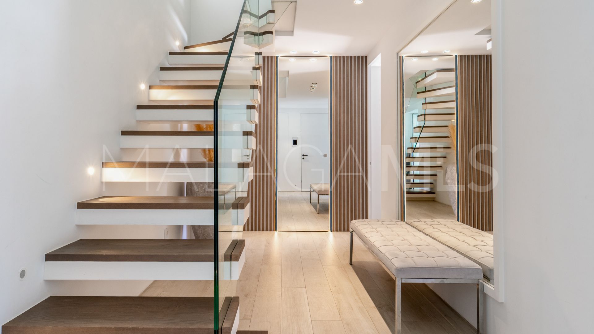 Duplex penthouse for sale in Monte Paraiso