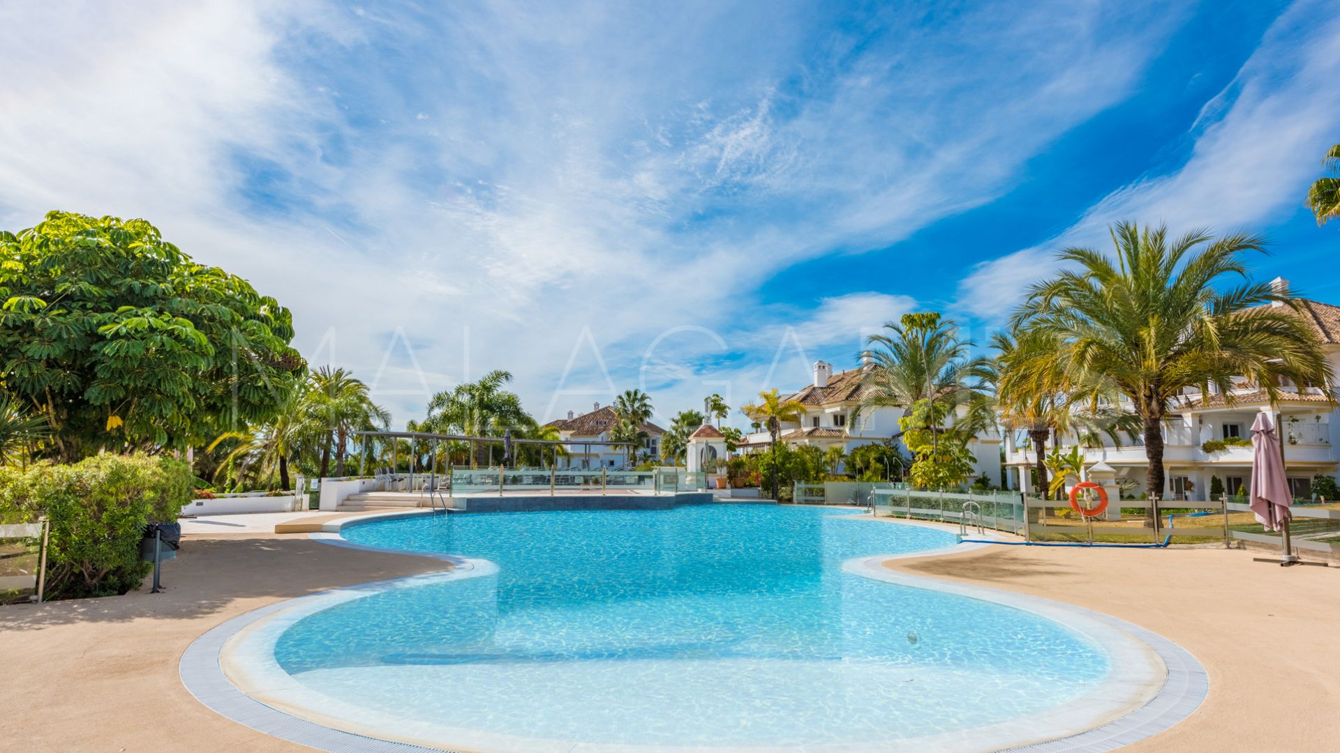 Duplex penthouse for sale in Monte Paraiso