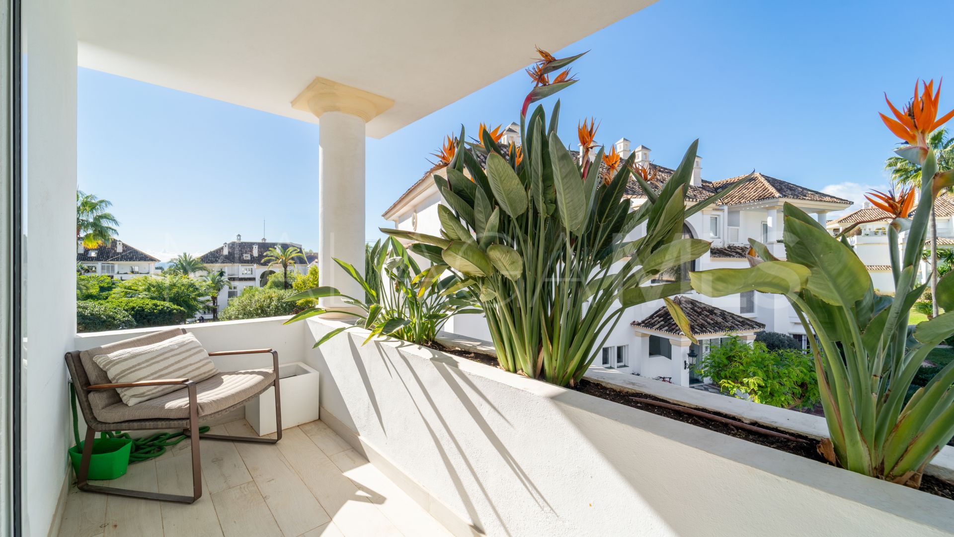 Duplex penthouse for sale in Monte Paraiso