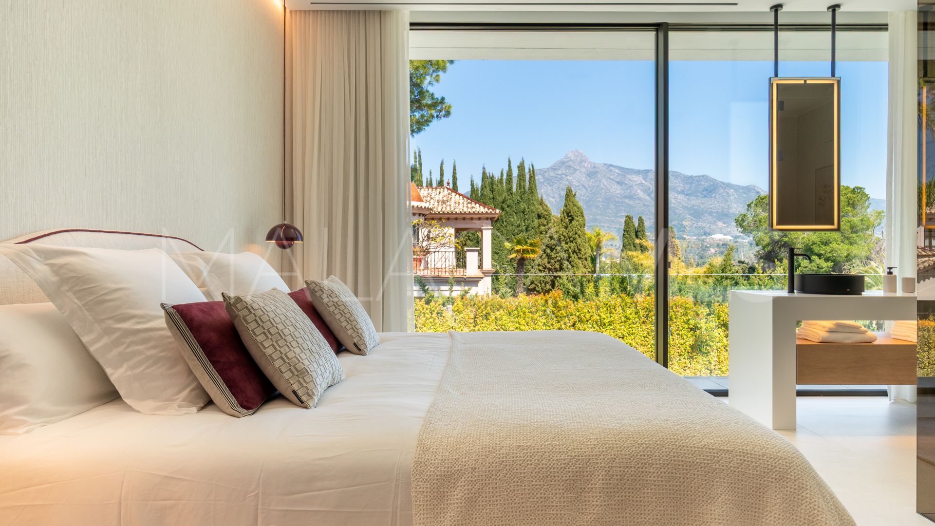 Villa for sale in Vilas 6