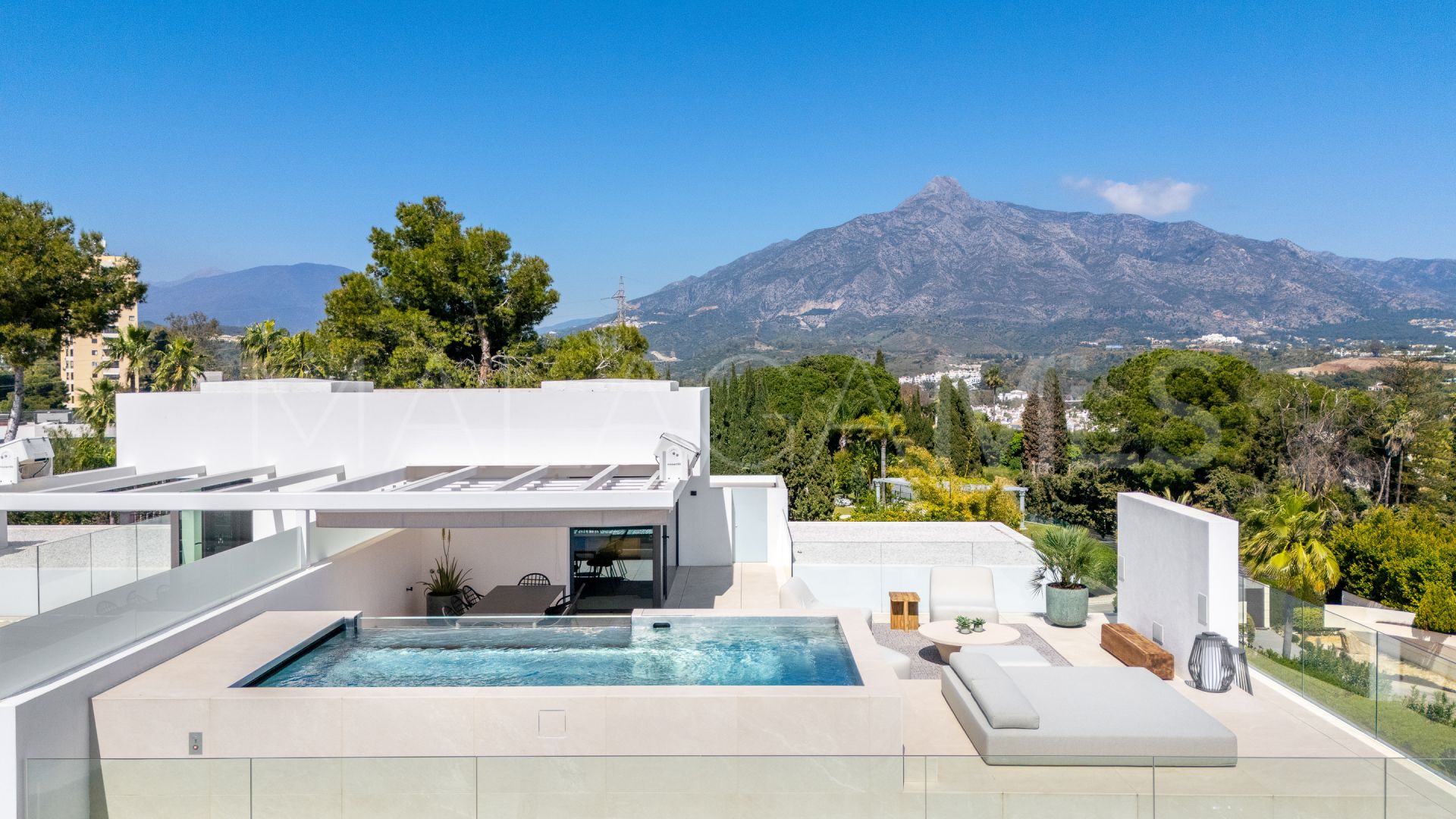 Villa for sale in Vilas 6