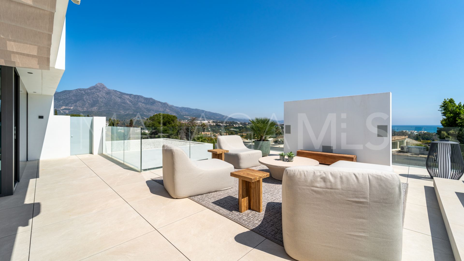 Villa for sale in Vilas 6