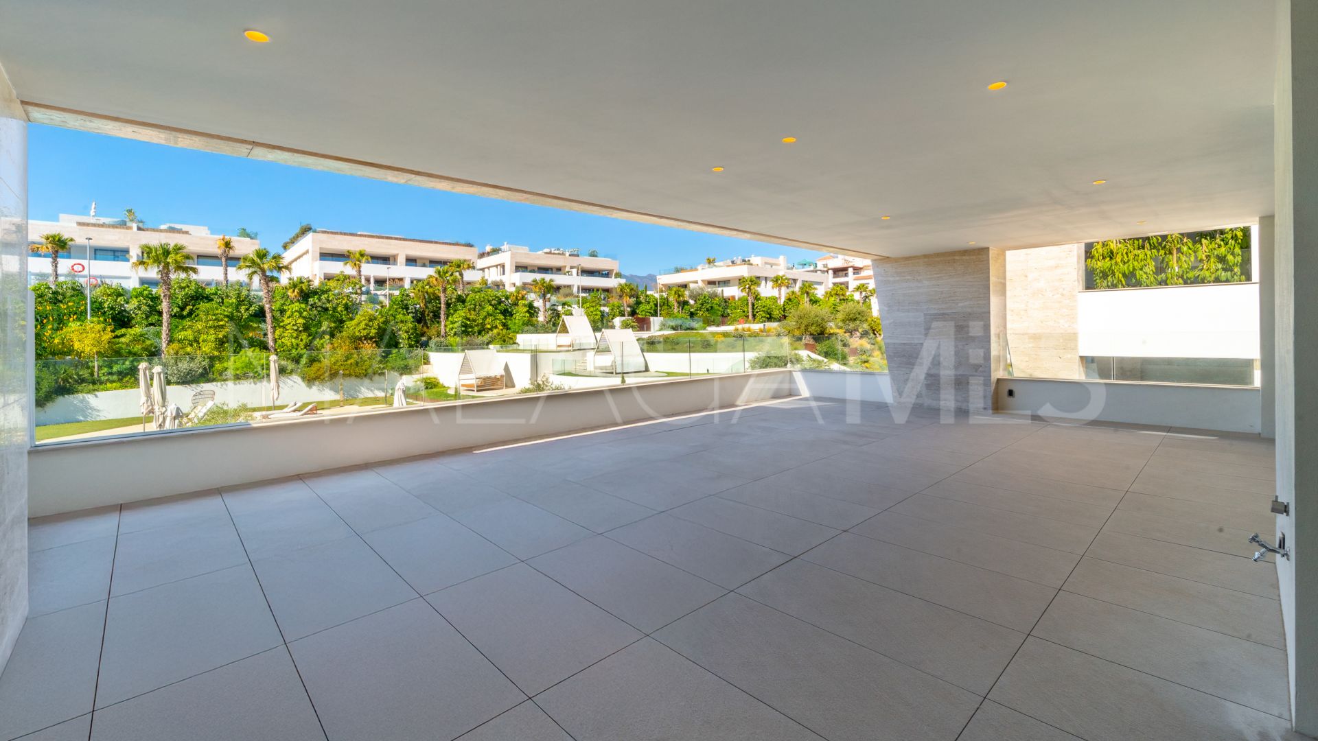 Atico duplex a la venta in Epic Marbella