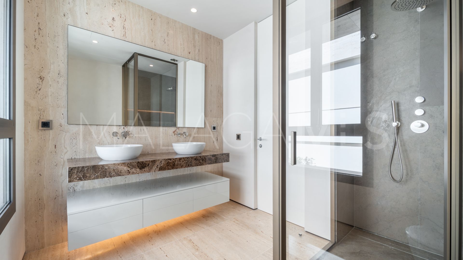 Atico duplex a la venta in Epic Marbella