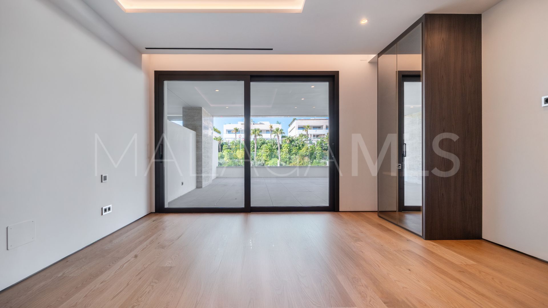 Atico duplex a la venta in Epic Marbella