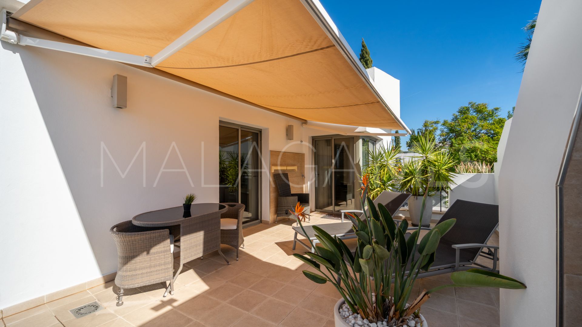 Buy penthouse with 2 bedrooms in Los Flamingos