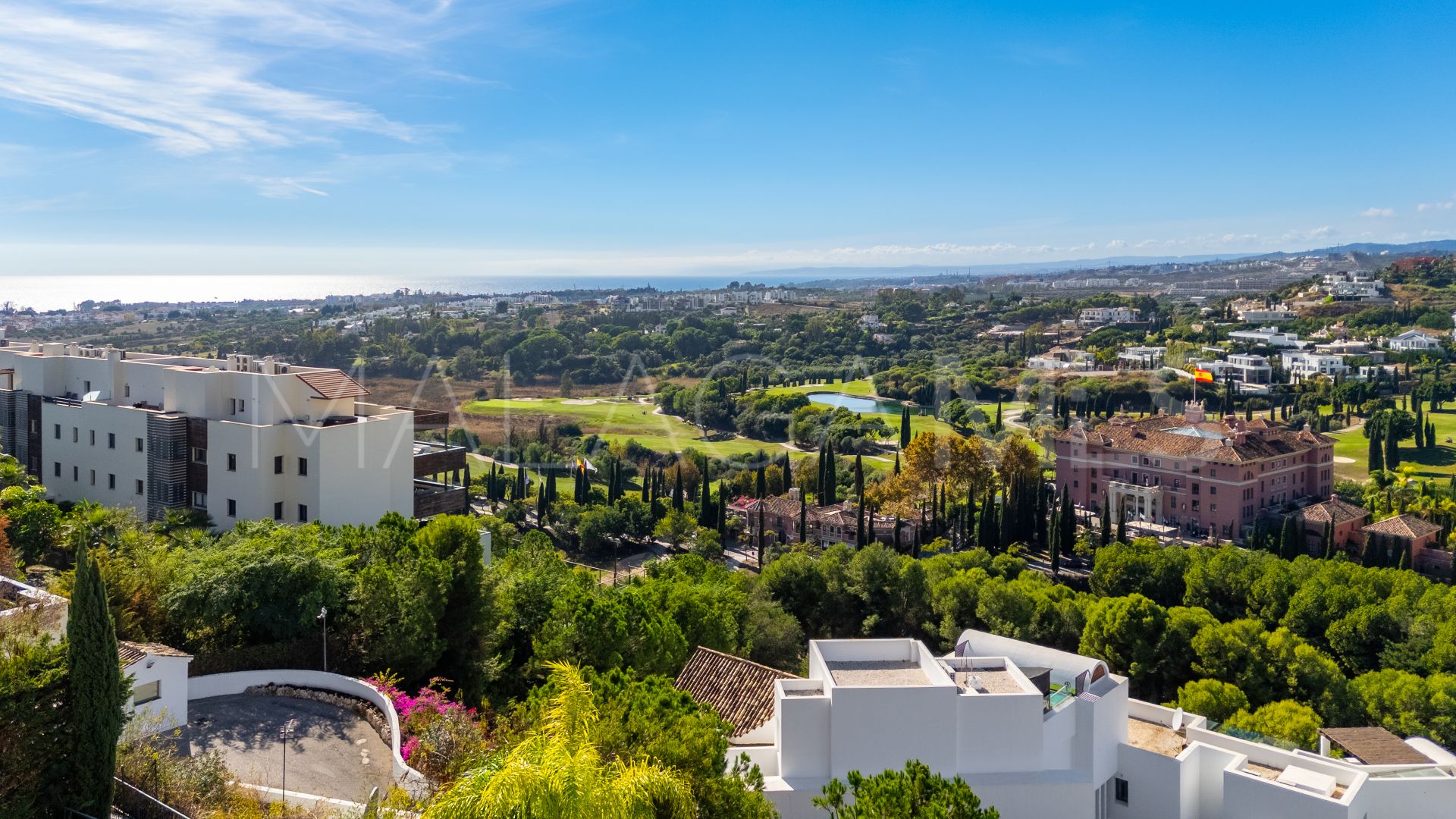 Buy penthouse with 2 bedrooms in Los Flamingos