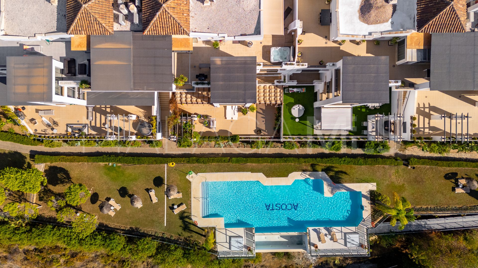 Buy penthouse with 2 bedrooms in Los Flamingos