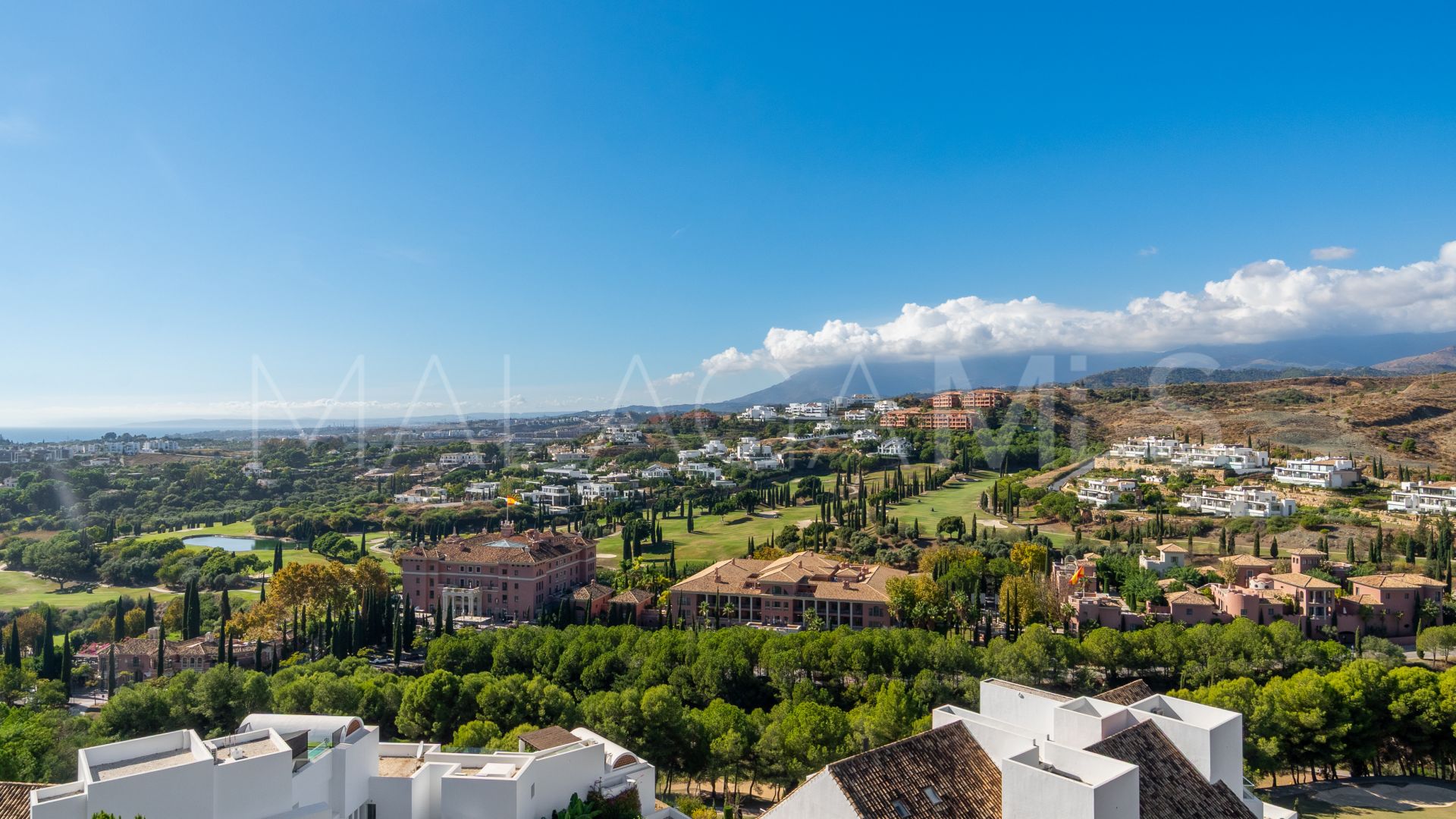 Buy penthouse with 2 bedrooms in Los Flamingos