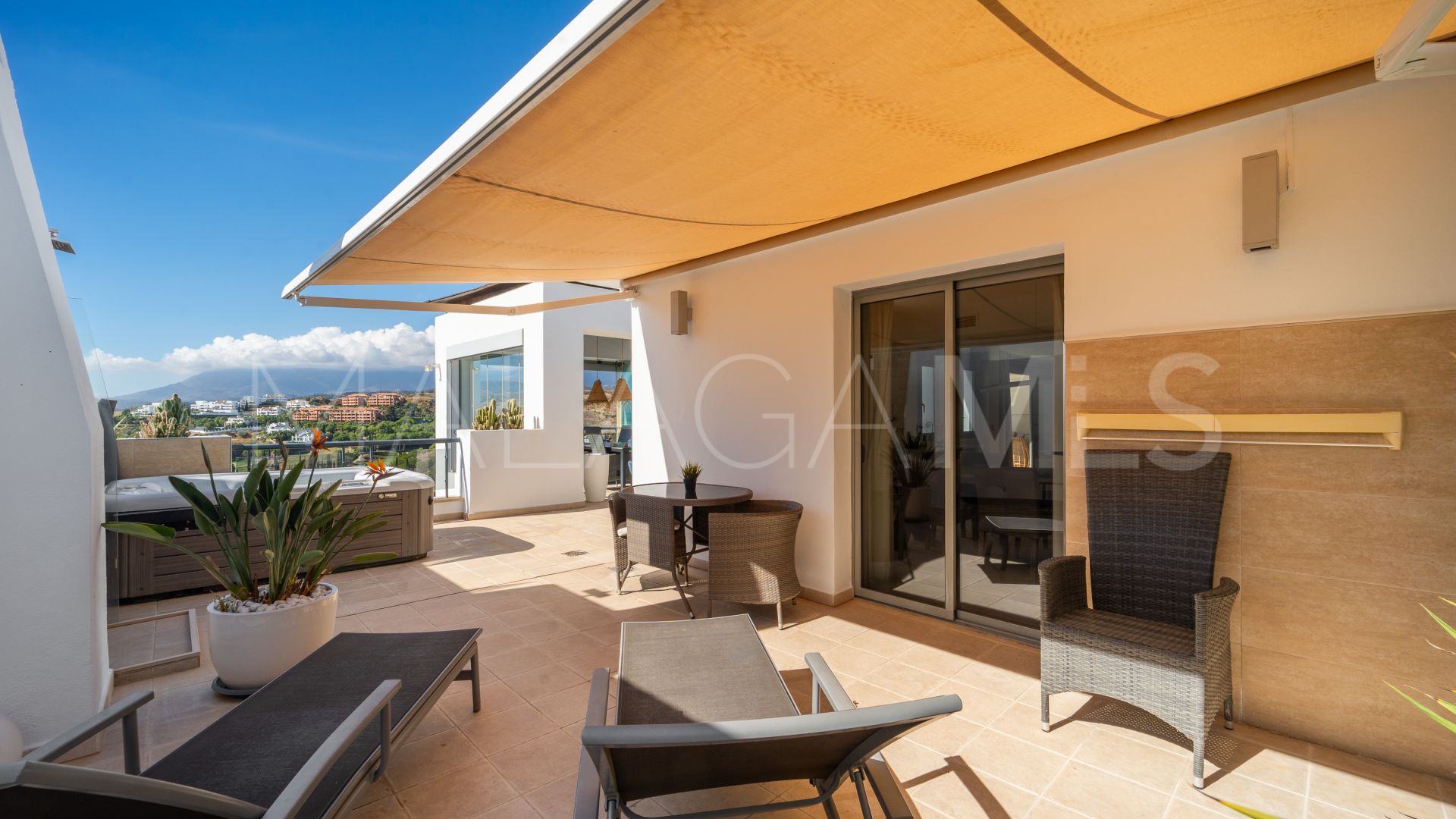 Buy penthouse with 2 bedrooms in Los Flamingos