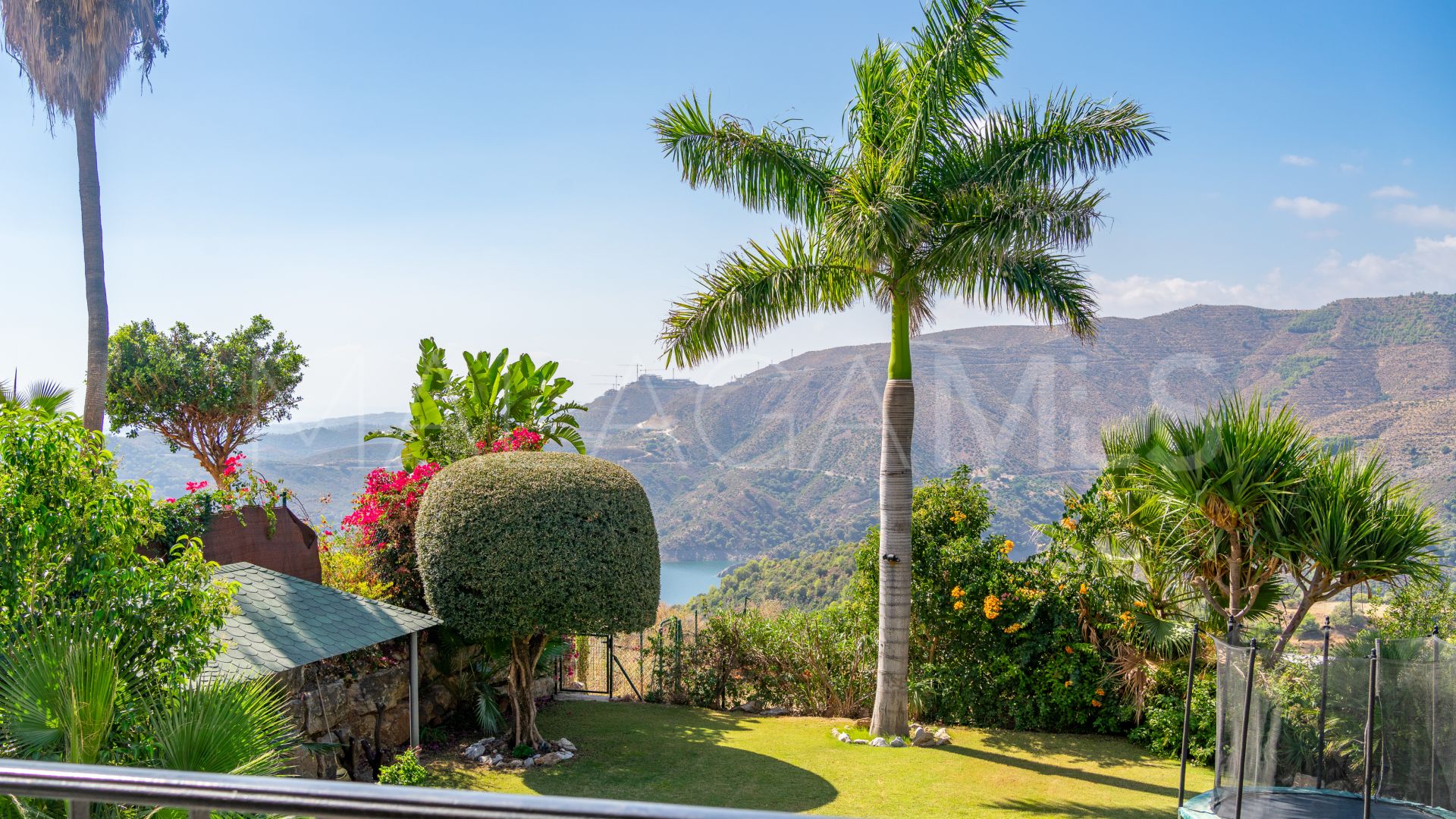 For sale villa in Sierra Blanca Country Club