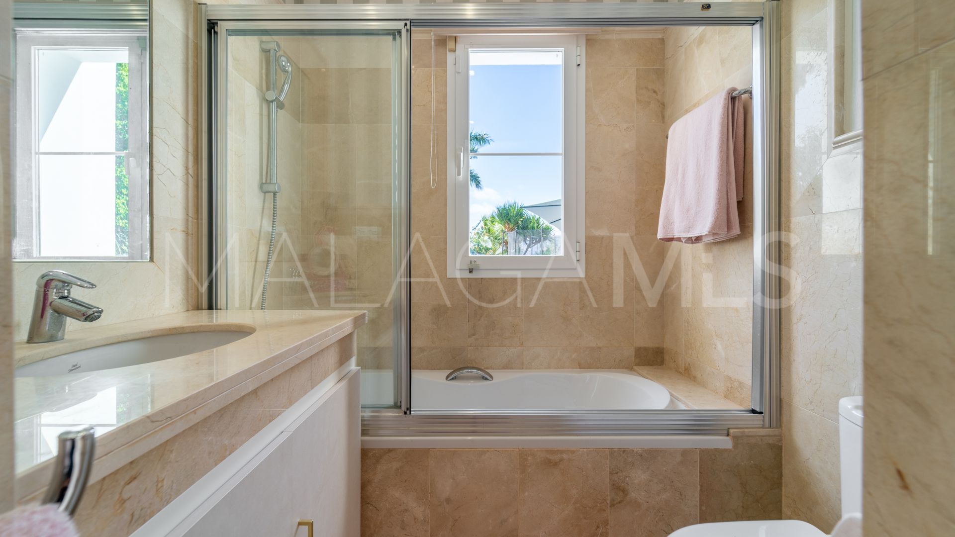 For sale villa in Sierra Blanca Country Club