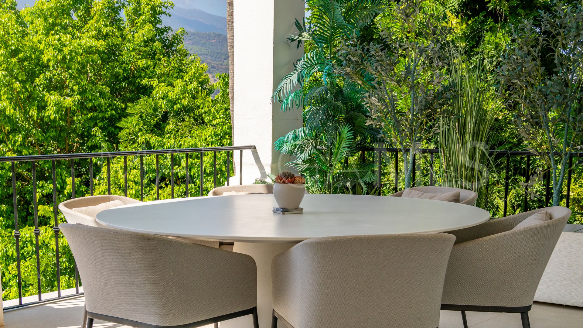 For sale villa in Sierra Blanca Country Club