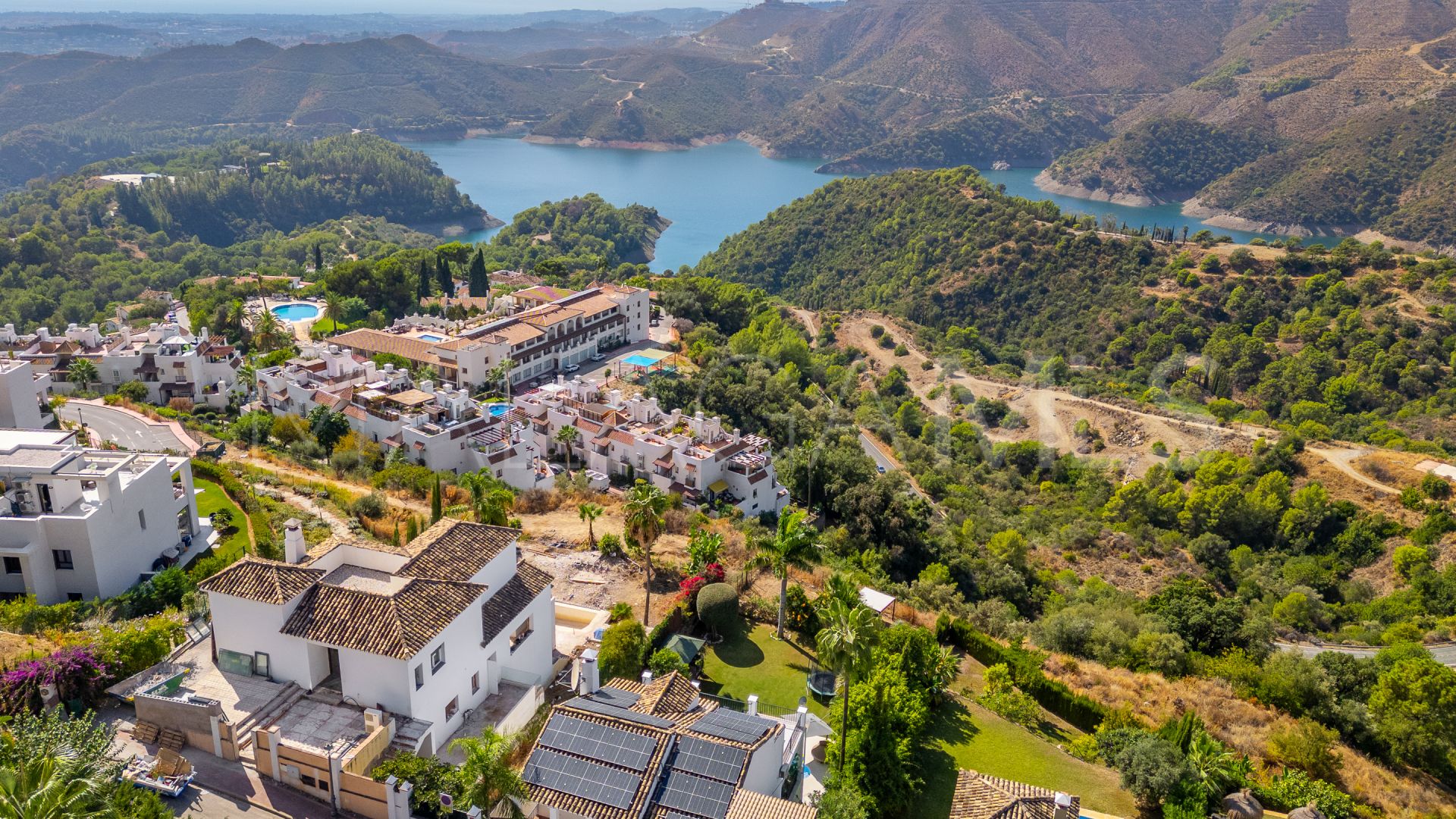 For sale villa in Sierra Blanca Country Club