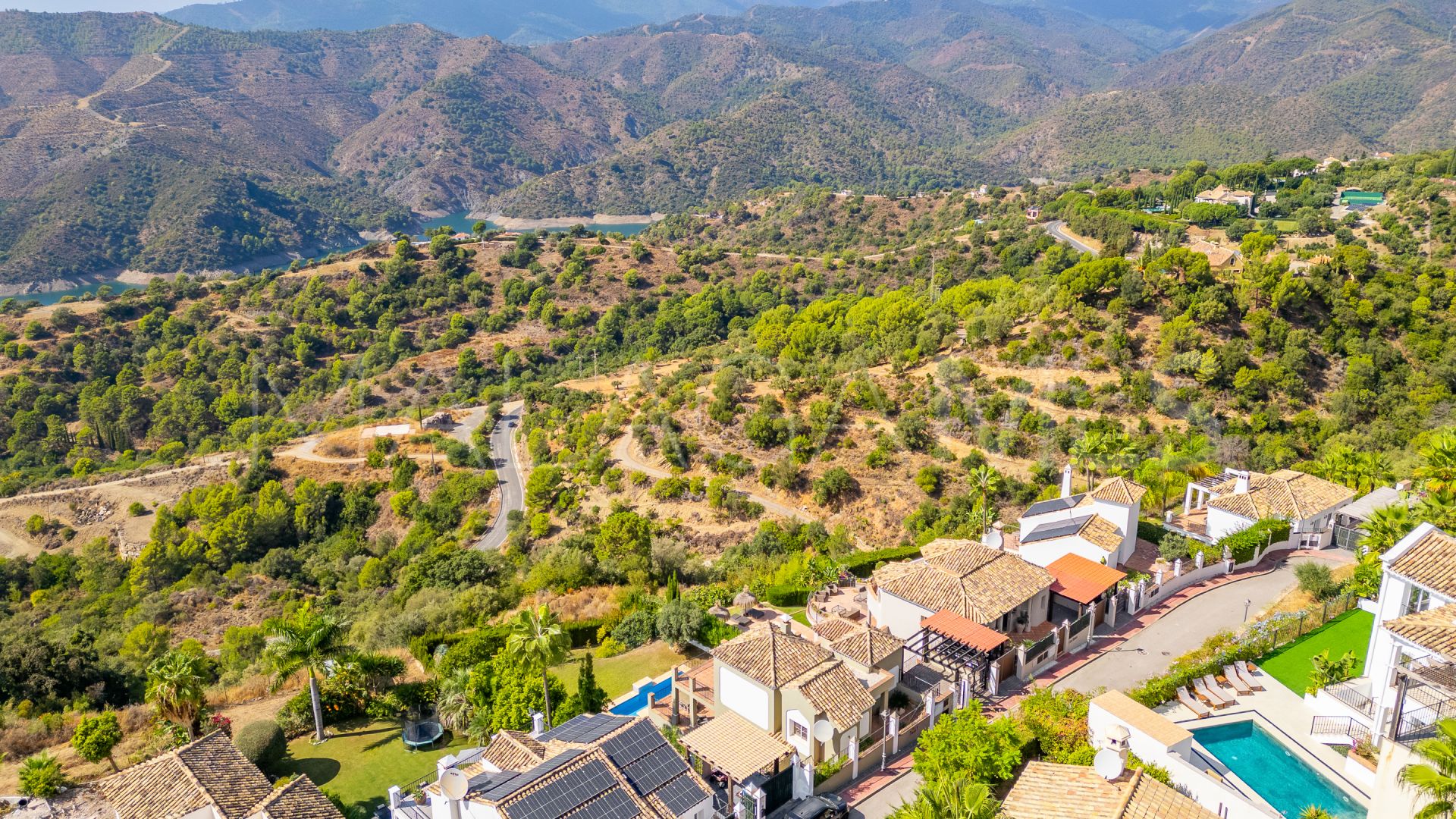 For sale villa in Sierra Blanca Country Club