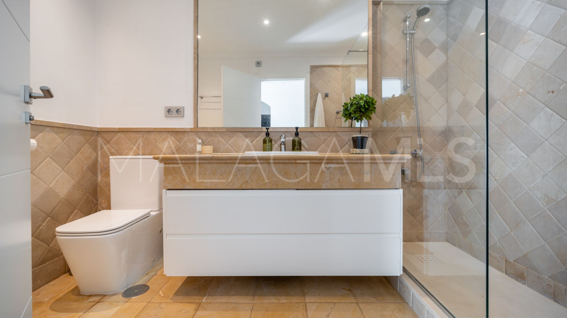 Zweistöckiges penthouse for sale in Paraiso Hills