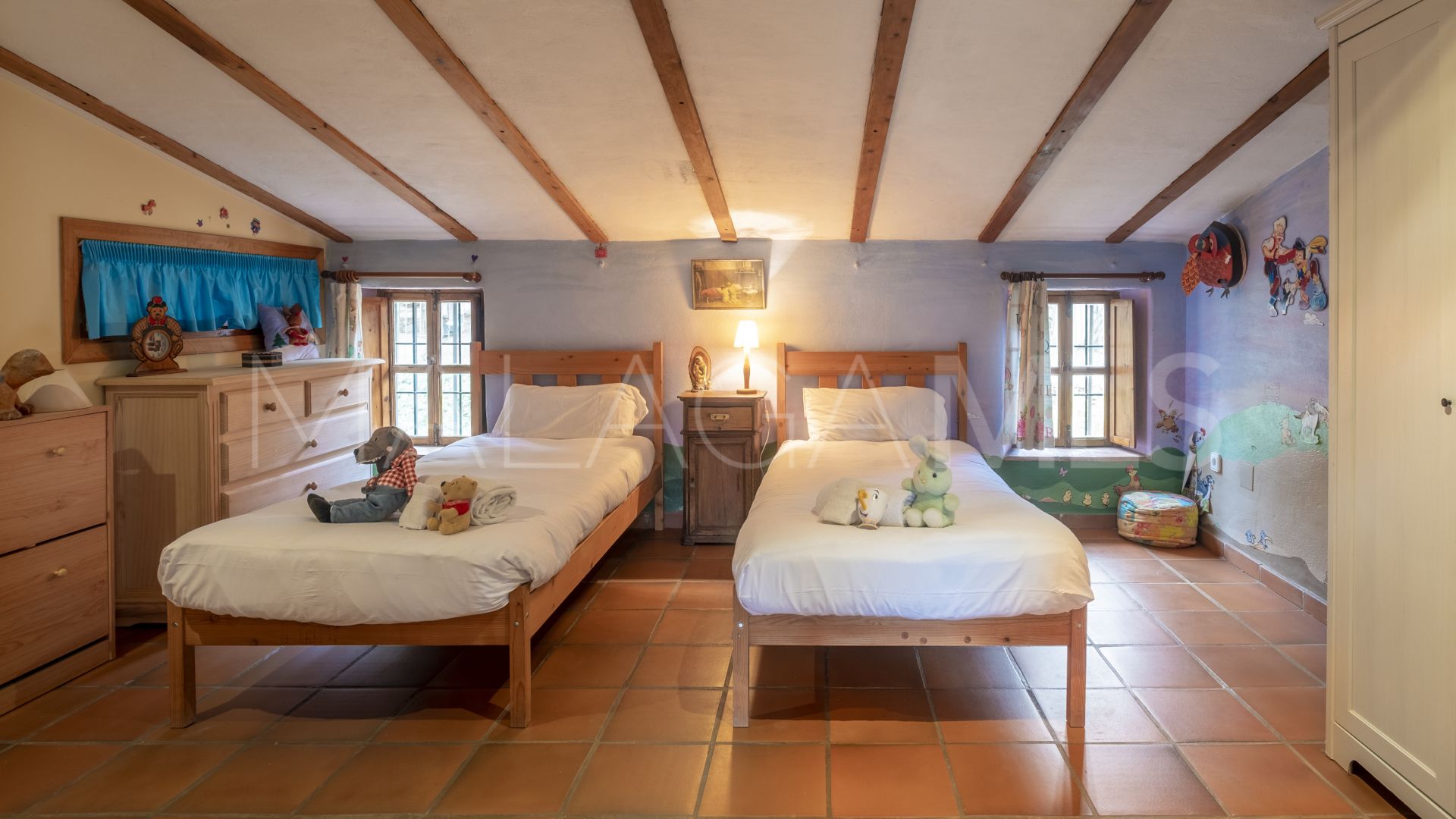 Villa for sale in Sayalonga