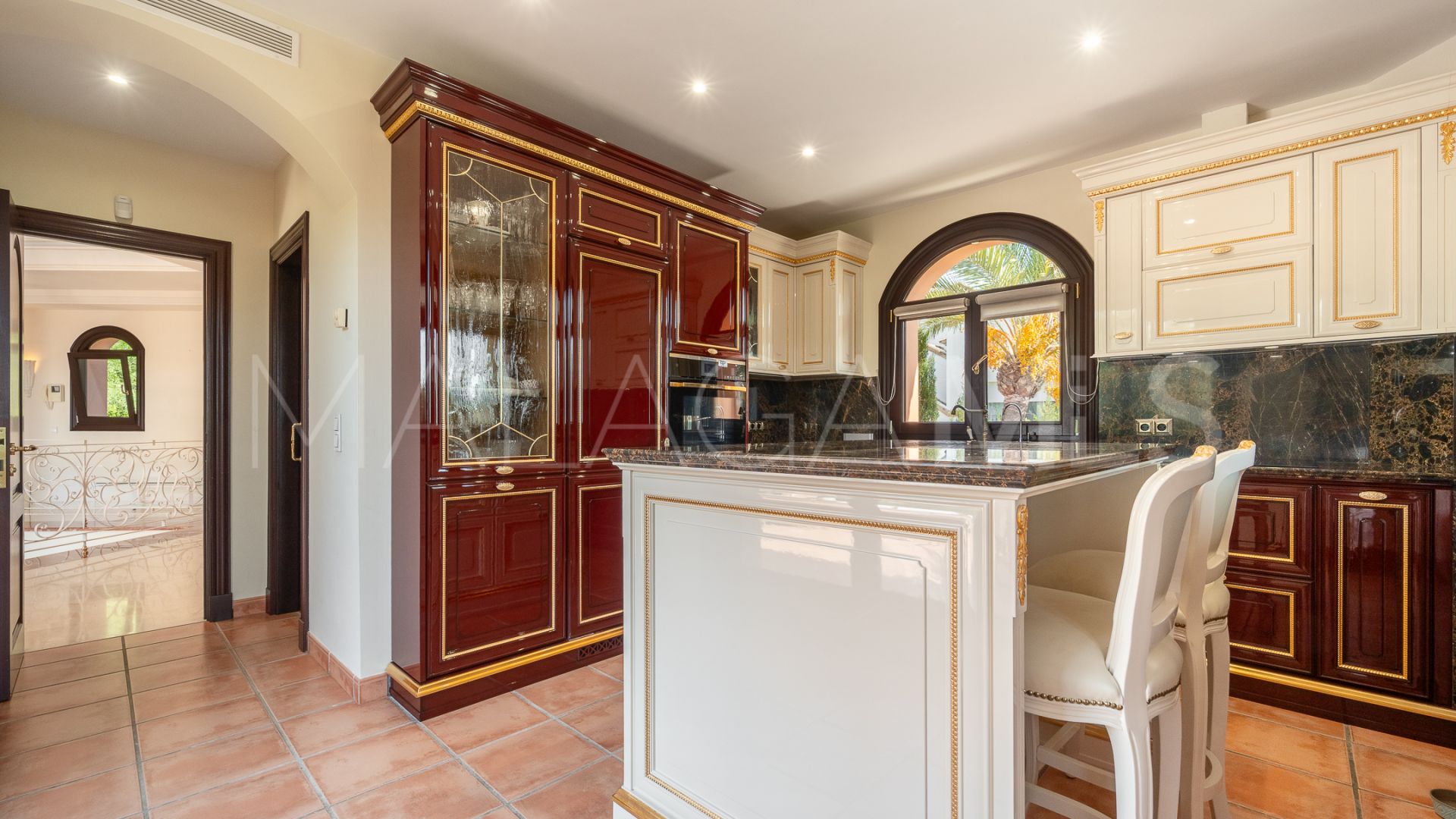 Villa for sale in Sierra Blanca