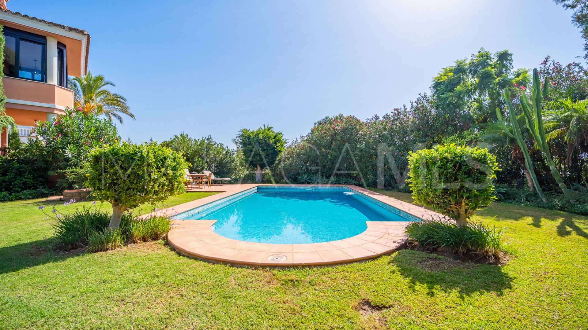 Villa for sale in Sierra Blanca