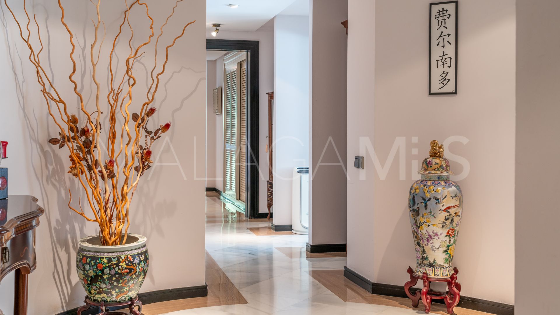 Apartamento a la venta in Playa de la Fontanilla with 4 bedrooms