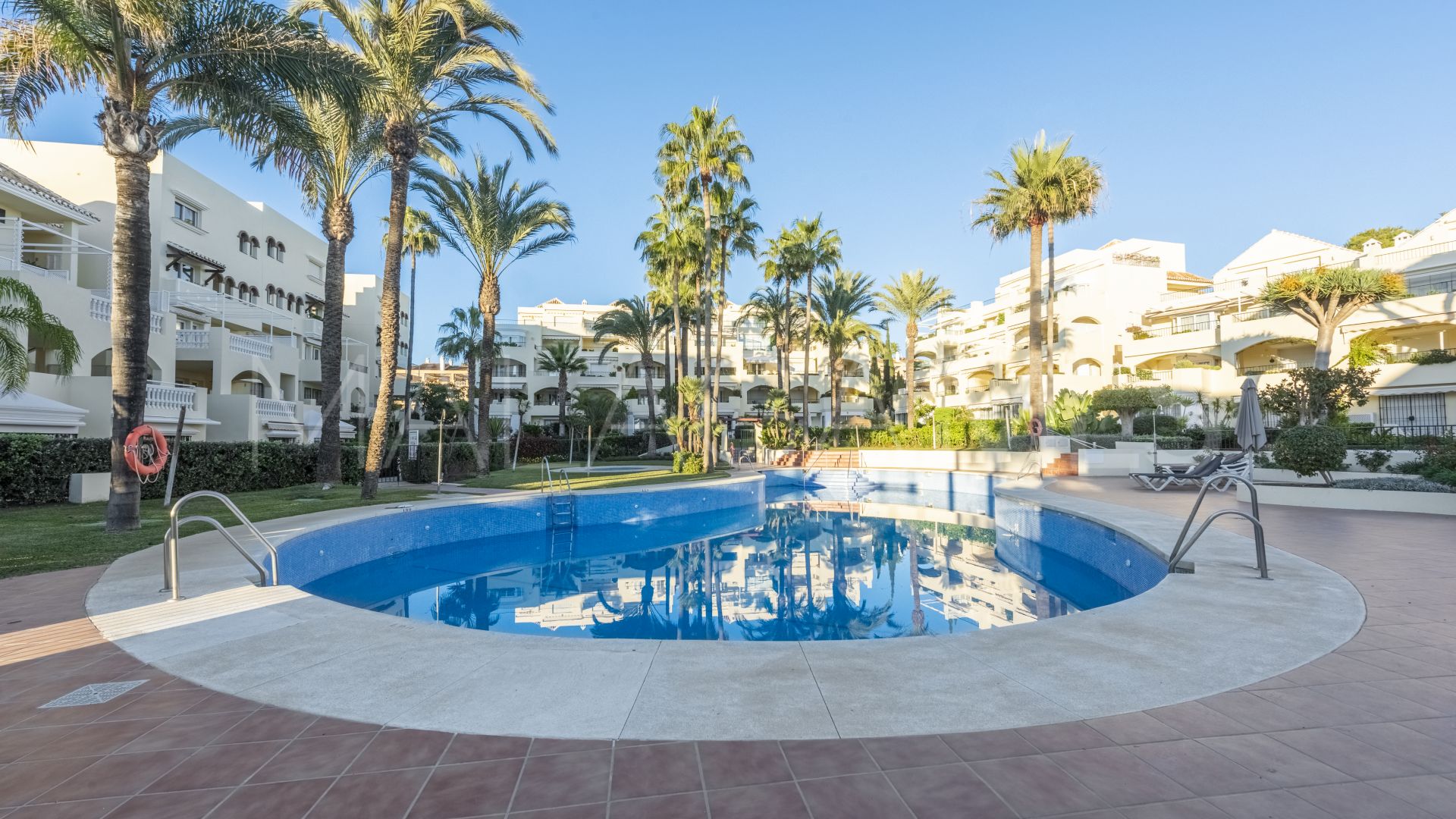 White Pearl Beach, apartamento planta baja with 2 bedrooms for sale