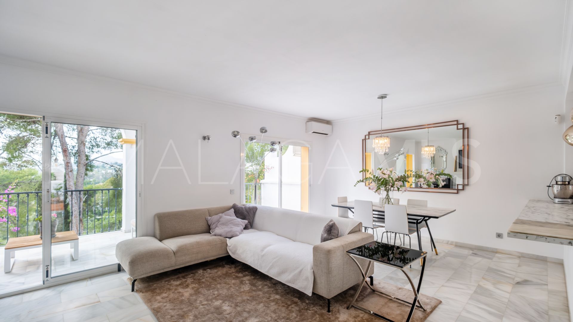 Radhus for sale in Aloha