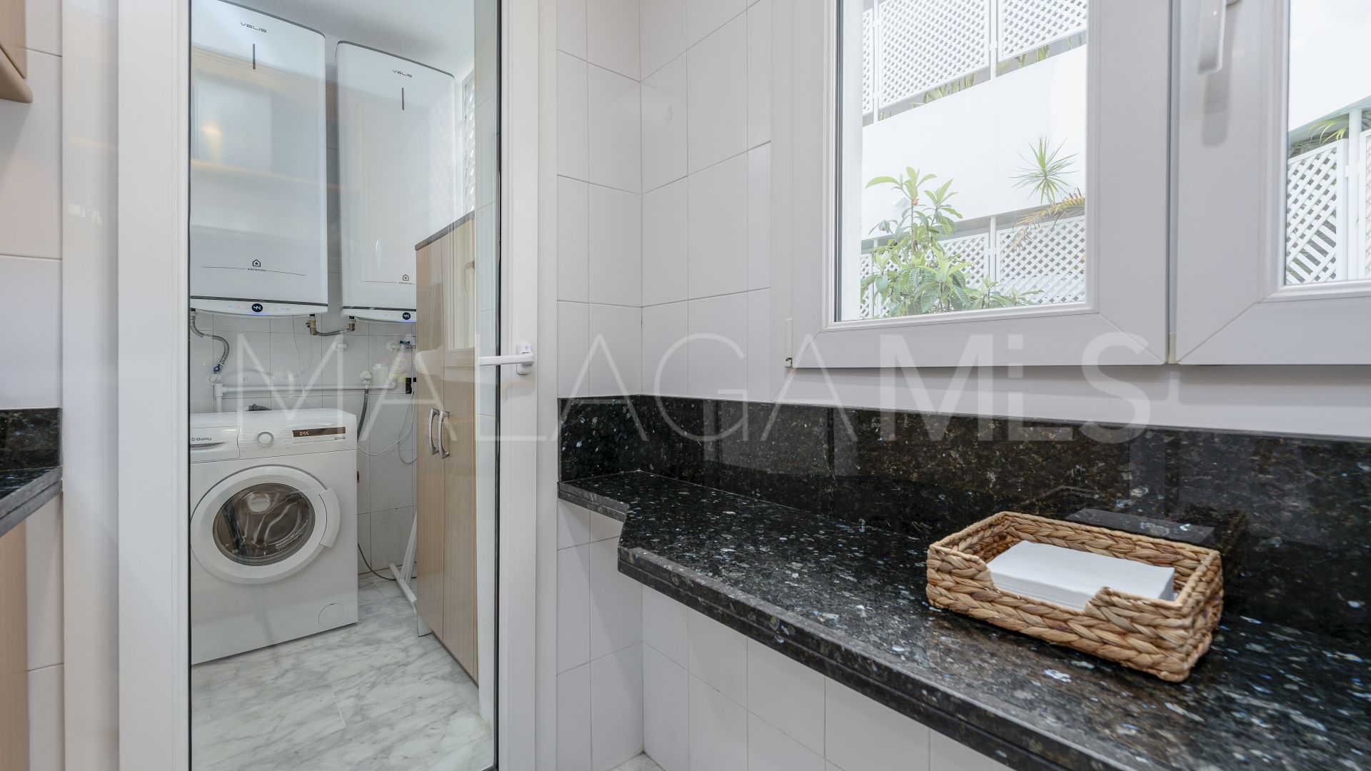 4 bedrooms apartment in Playa Rocio for sale