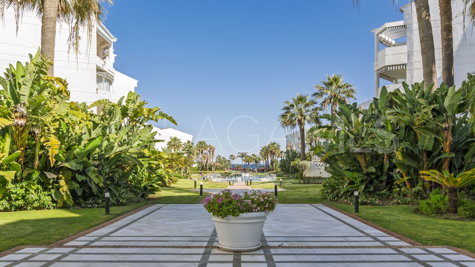 4 bedrooms apartment in Playa Rocio for sale