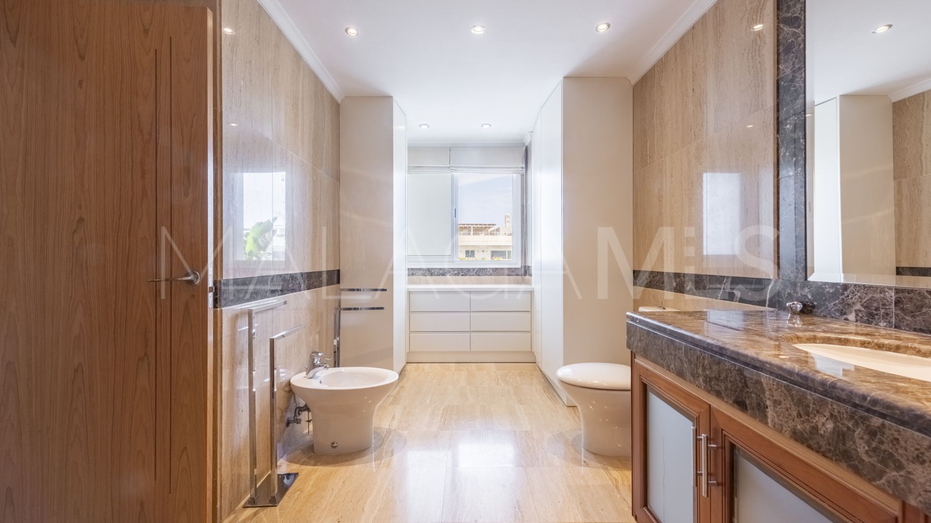 El Embrujo Banús, atico duplex a la venta