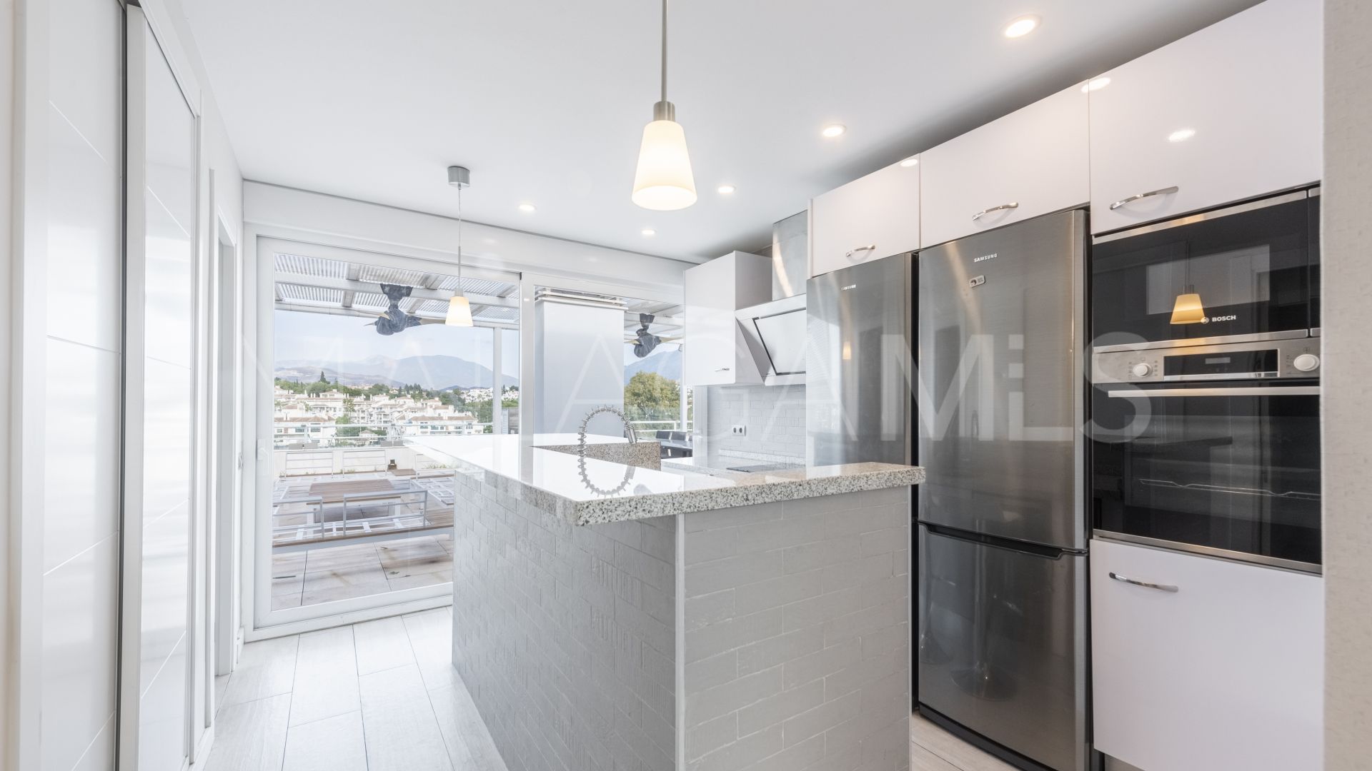 El Embrujo Banús, atico duplex a la venta